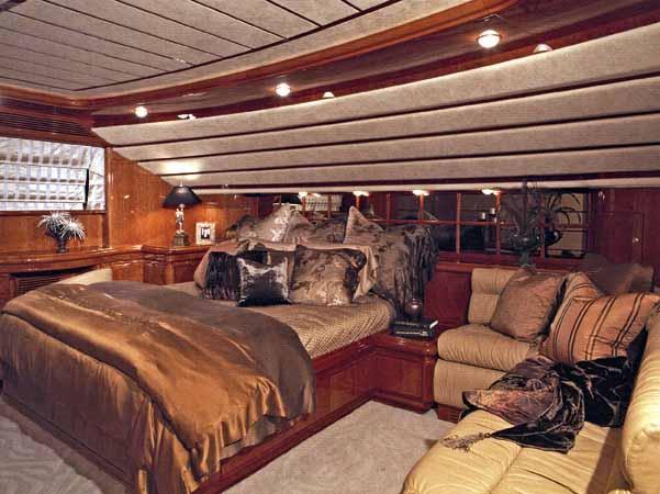 yacht cabin miami rent